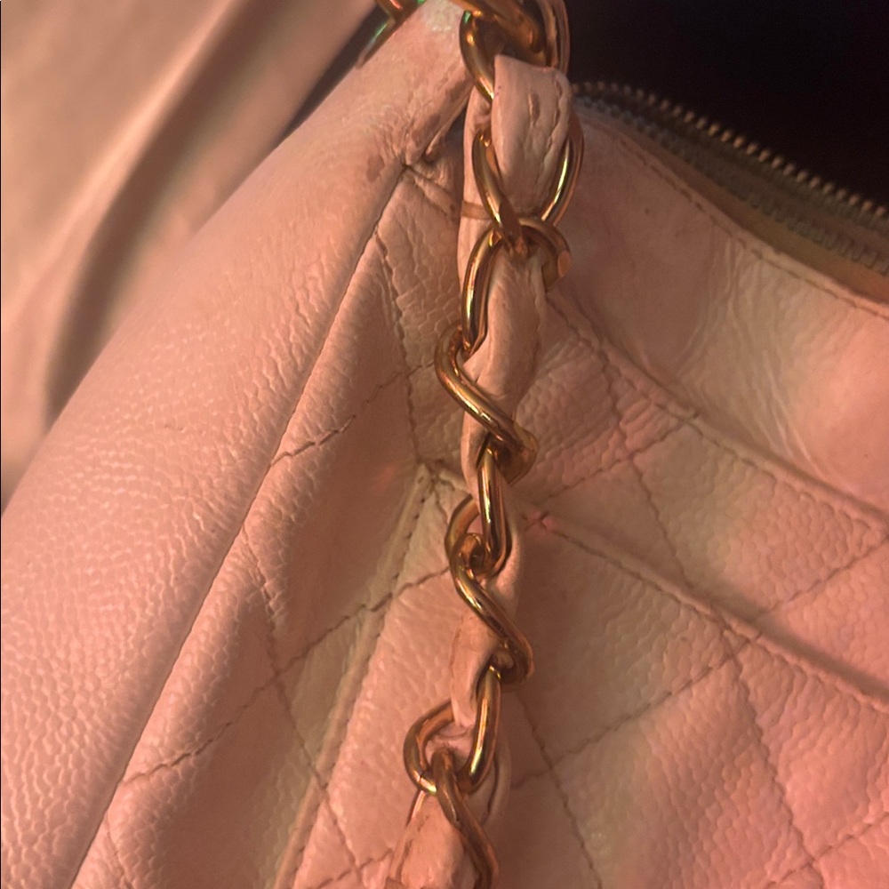 Chanel handbag - Picture 6 of 8